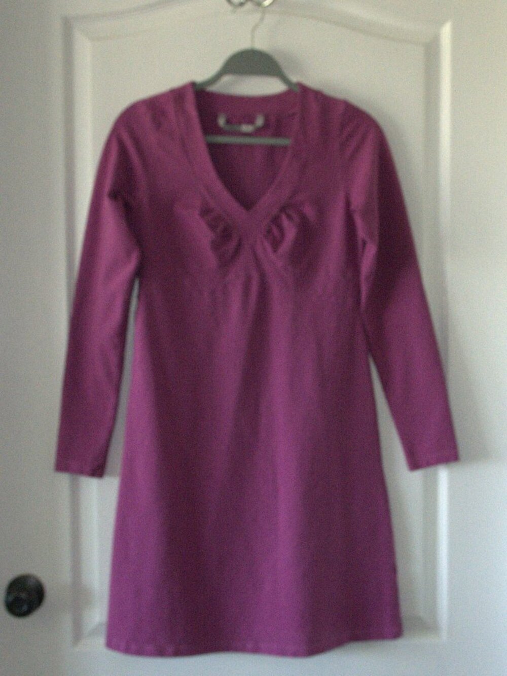 Athleta Purple Long Sleeve Senorita V-neck Dress made from Organic Cotton sz M